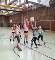 Basketballmeister-schaften 6. und 7. Klassen